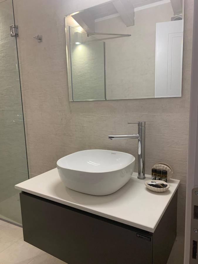 Terpsichore Boutique Bright New Sofita Studios And Appartment Dassia  Exterior foto